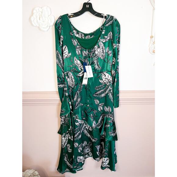 Marchesa Notte Asymmetric Green NWT size 0 - Picture 12 of 12